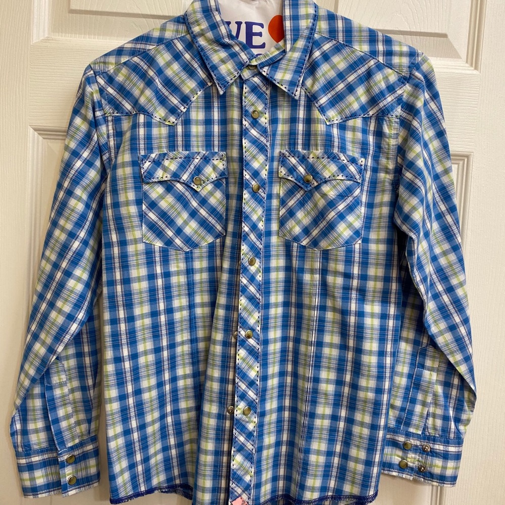 Boys wrangler button down shirt